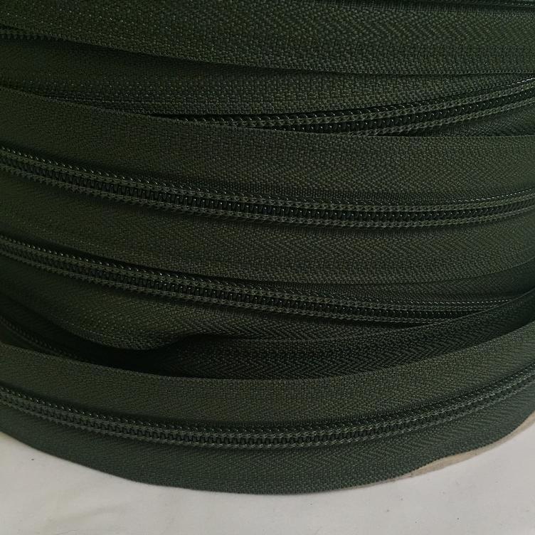 Endlosreissverschluss 5mm olive