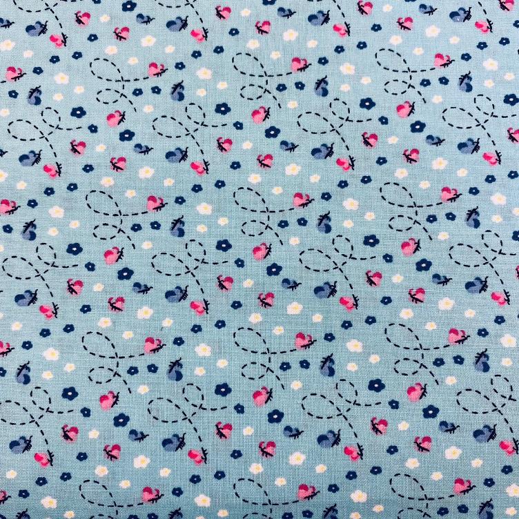 Schmetterlingsflug hellblau