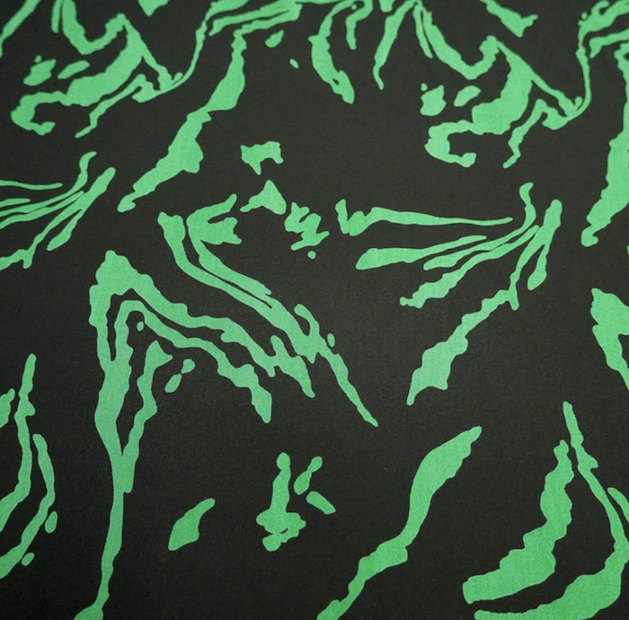 Viskose-Twill Grafik grün